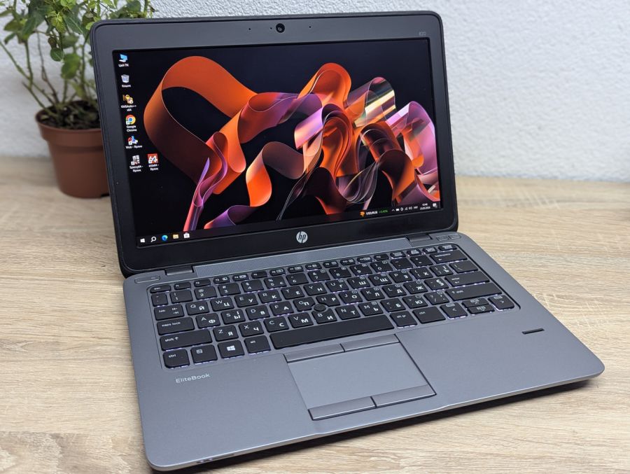 Ноутбук Б/В HP EliteBook 820 G2, Intel Core i5-5200U, DDR3 8 GB, SSD 128GB, 12" Full HD