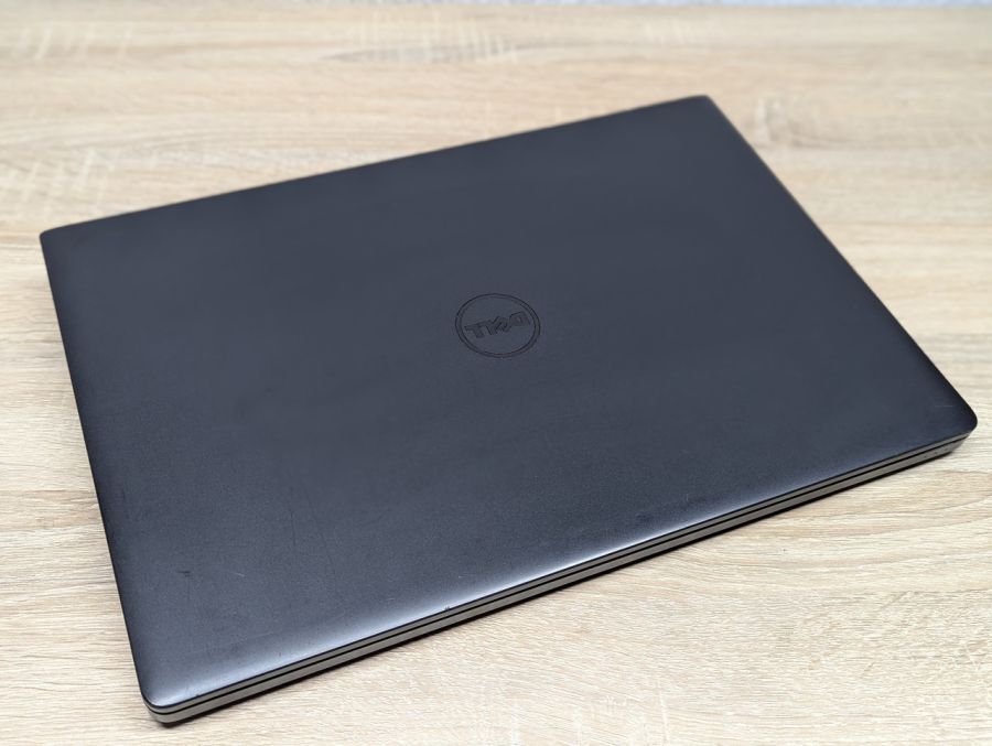Ноутбук Б/В Dell Vostro 3560, Intel Core i3-5005U, DDR3 8 GB, SSD 128GB, 15.6" HD