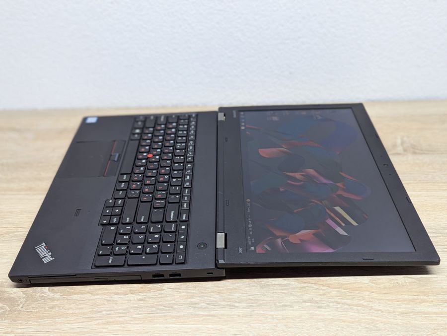 Ноутбук Б/В Lenovo L560, Intel Core i5-6300U, DDR3 8 GB, SSD 128GB, 15.6" HD