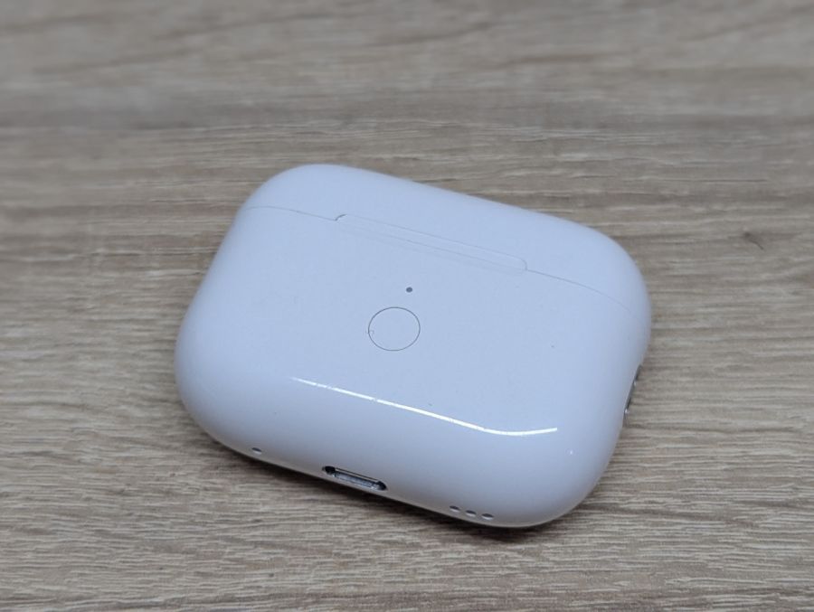 Новий Зарядний кейс для Apple AirPods Pro
