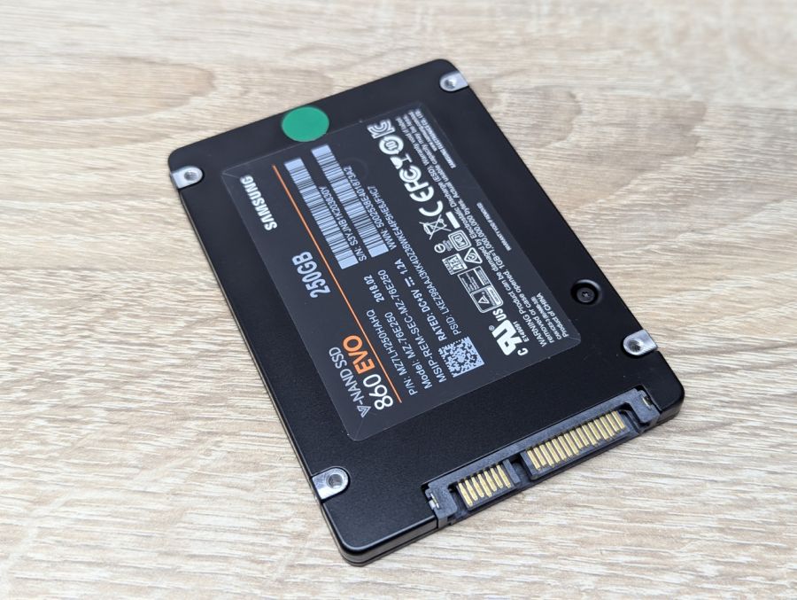 Б/В SSD Samsung 860 EVO 250 ГБ 2.5" Життя 100%