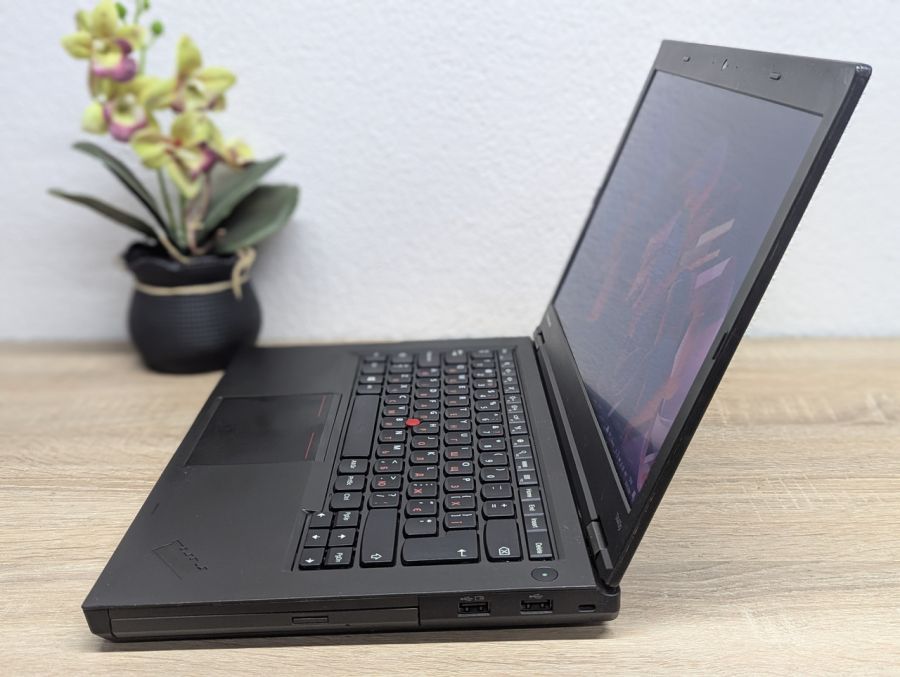 Ноутбук Б/В Lenovo T440P, Intel Core i5-4300M, DDR3 8GB, SSD 128GB, 14" HD