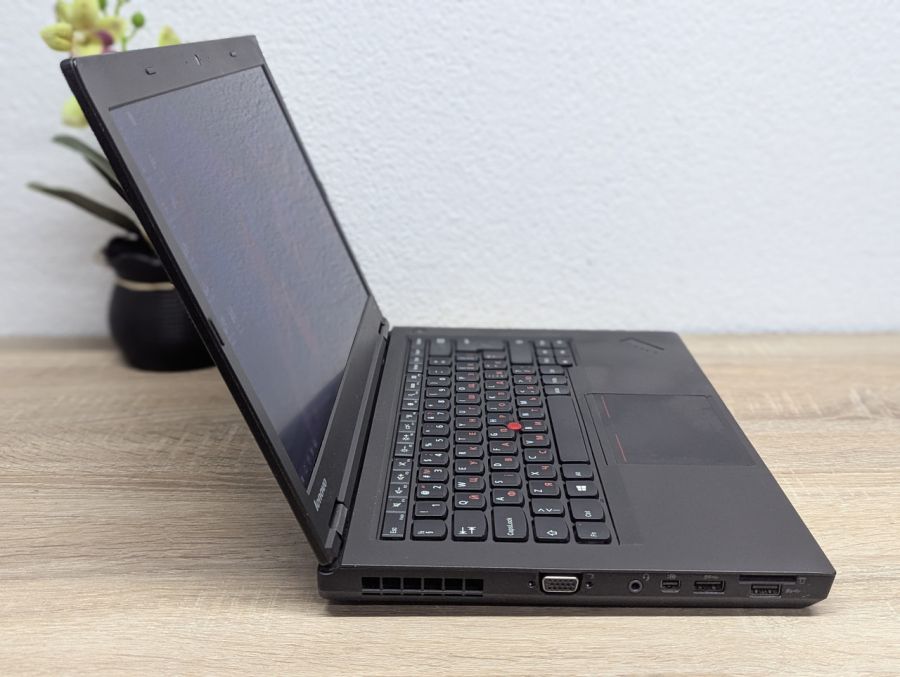 Ноутбук Б/В Lenovo T440P, Intel Core i5-4300M, DDR3 8 GB, SSD 128GB, 14" HD