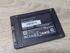SSD GIGABYTE 256GB 2.5" Життя 100% Б/В