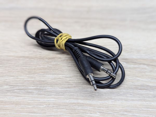 Б/В Кабель перехідник 3.5 мм mini-jack