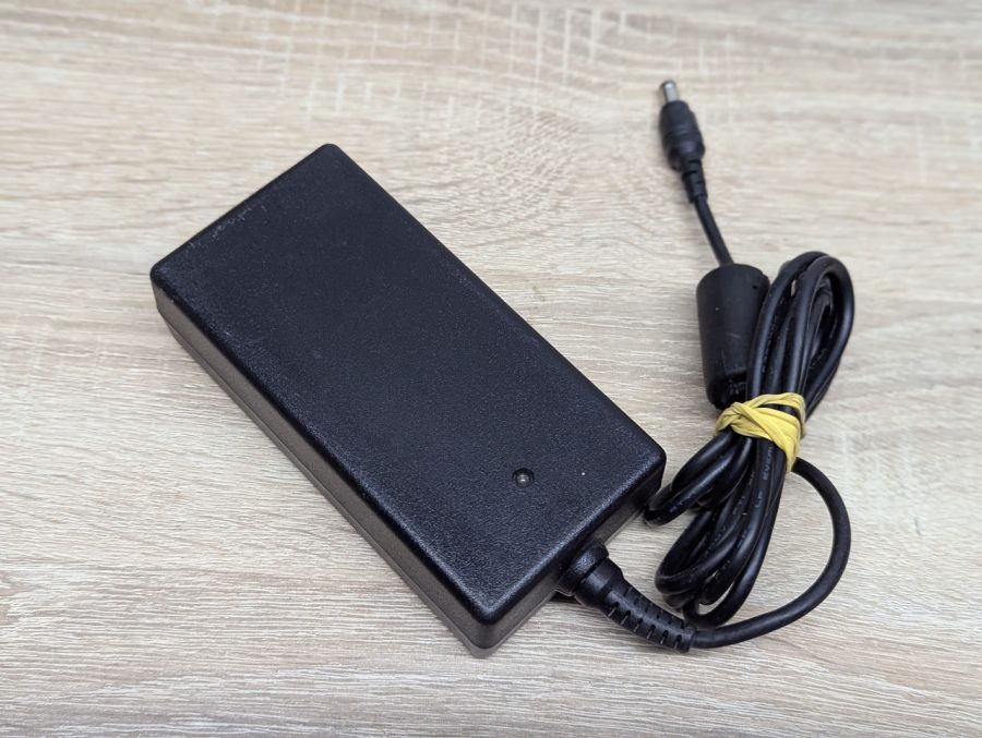 Б/В Блок живлення Liteon PA-1051-0, 50Вт 12В 4.16А 5.5x2.1 мм
