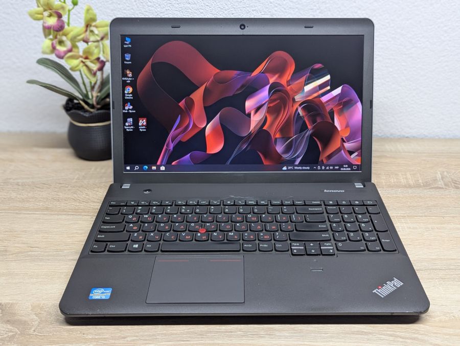 Ноутбук Б/В Lenovo Think Pad E530, Intel Core i5-3230M, DDR3 8 GB, SSD 128GB, 15.6" HD
