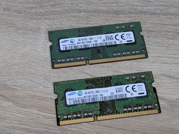 Б/В Оперативна память DDR3L Samsung 4 Gb+4Gb комплект