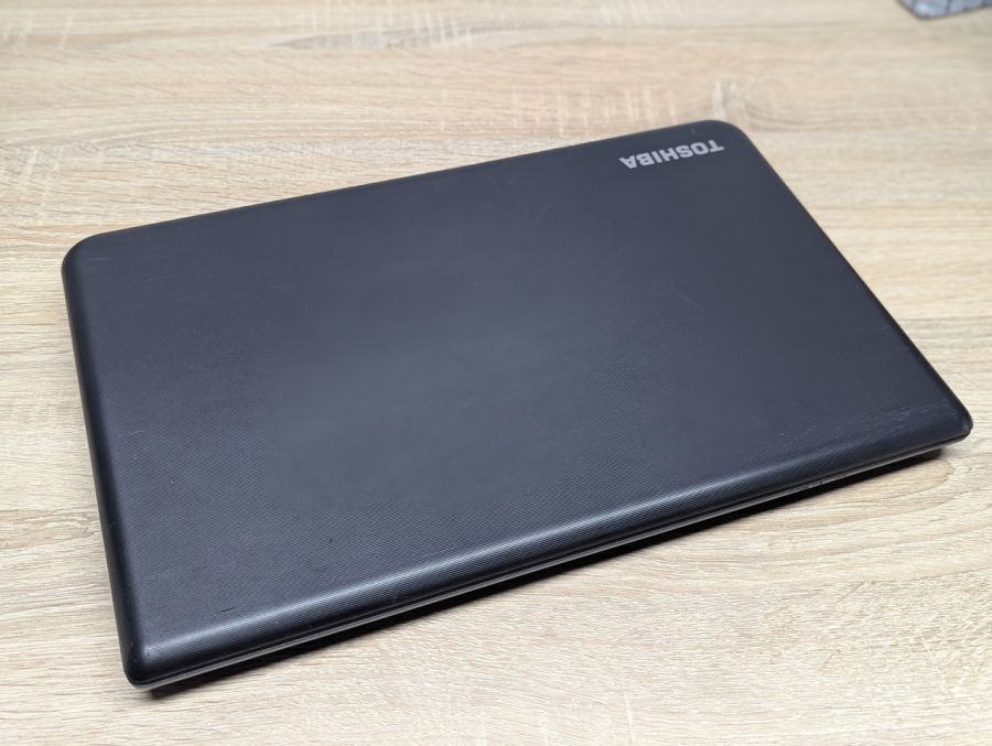 Ноутбук Б/В Toshiba Satellite C50-A-1FU, Intel Pentium 2020M, DDR3 8 GB, SSD 128GB, 15.6" HD