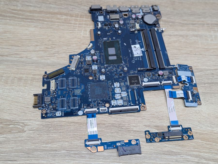 Б/В Оригінальна материнська плата ноутбука HP 250 G6,255 G6, I3-6Gen з додатковити платами