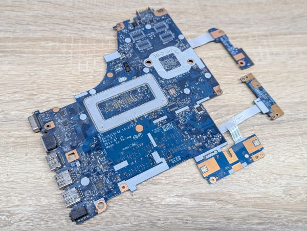 Б/В Оригінальна материнська плата ноутбука HP 250 G6,255 G6, I3-6Gen з додатковити платами