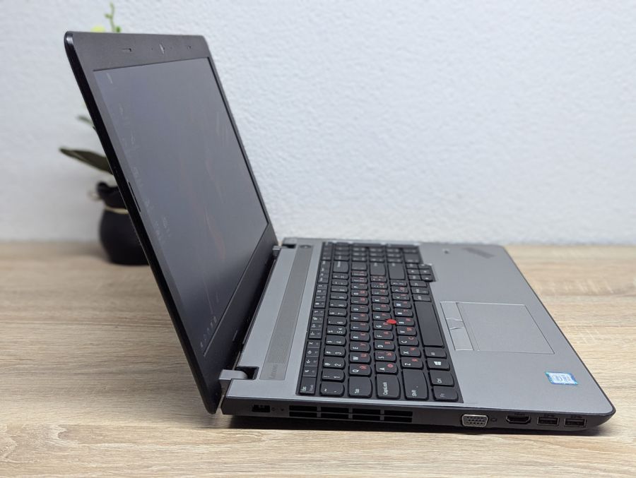 Ноутбук Б/В Lenovo E570, Intel Core i5-7200U, DDR4 8 GB, SSD 128GB, NVIDIA GeForce 940MX 2Gb, 15.6" Full HD