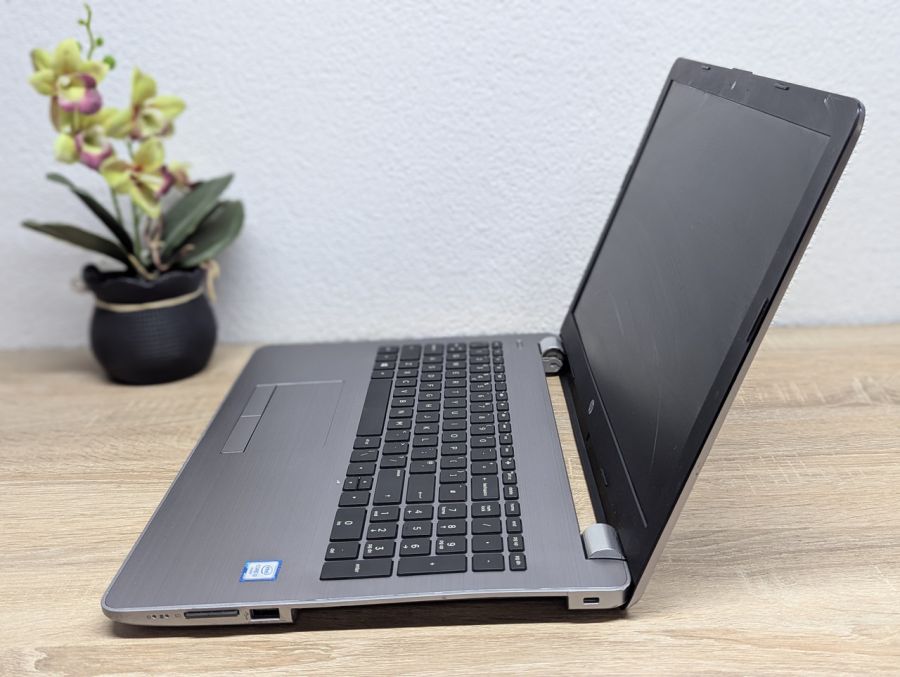 Ноутбук HP 250 G6 на розбір I3-6006U Б/В