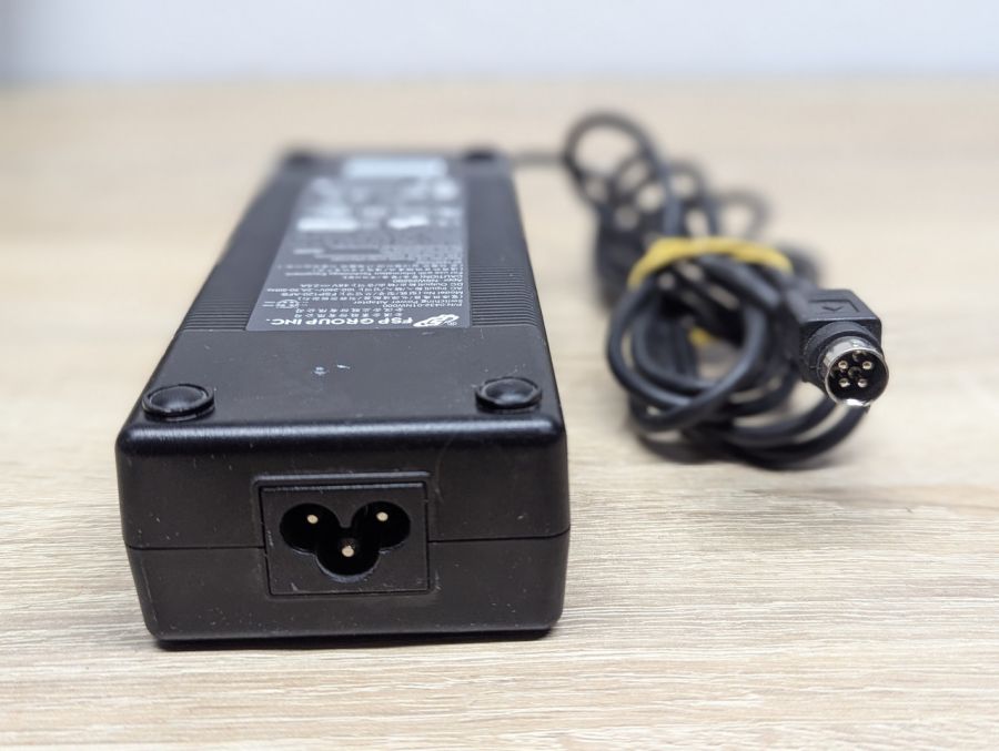 Б/В Блок живлення FSP Group Inc FSP120-AFB 120W 48 В 2.5 А 4-Pin