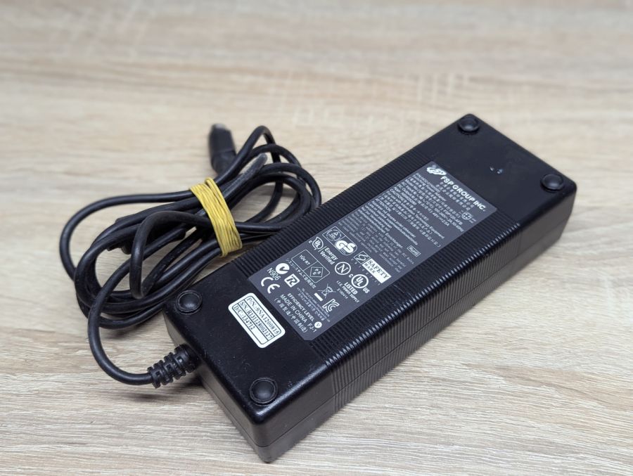 Б/В Блок живлення FSP Group Inc FSP120-AFB 120W 48 В 2.5 А 4-Pin