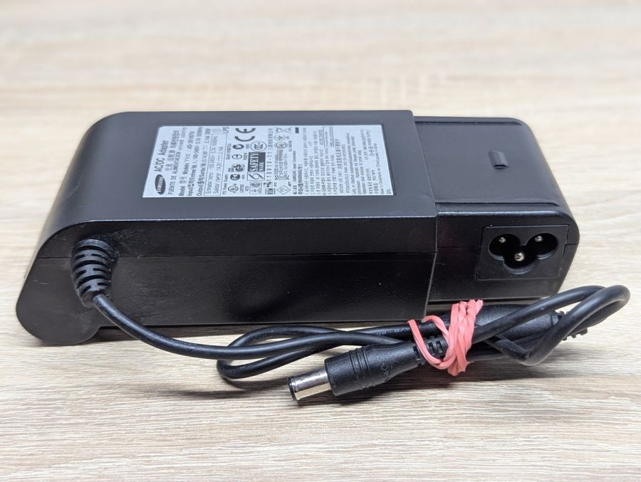 Б/В Блок живлення Samsung AD-3014STN для моніторів 30 Вт 14V 2.14A 6.5x4.4