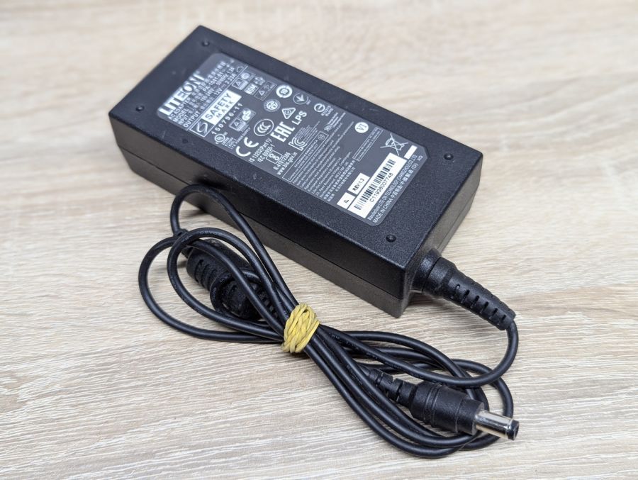 Б/В Блок живлення Liteon PA-1041-81 40W,12 V,3.33 A ,5.5x2.5 мм