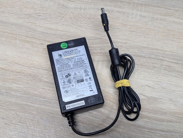 Б/В Адаптер живлення Linearity Electronics LA06015AB4, 48 Вт,12 В, 4 А,5.5x 2.1 мм