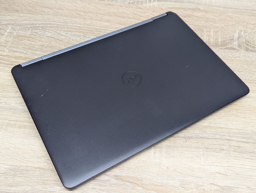 Ноутбук Б/В Dell Latitude E7270, Intel Core i7-6600U, DDR4 8 GB, SSD 128GB, 12" HD