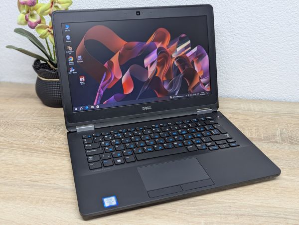 Ноутбук Б/В Dell Latitude E7270, Intel Core i7-6600U, DDR4 8 GB, SSD 128GB, 12" HD