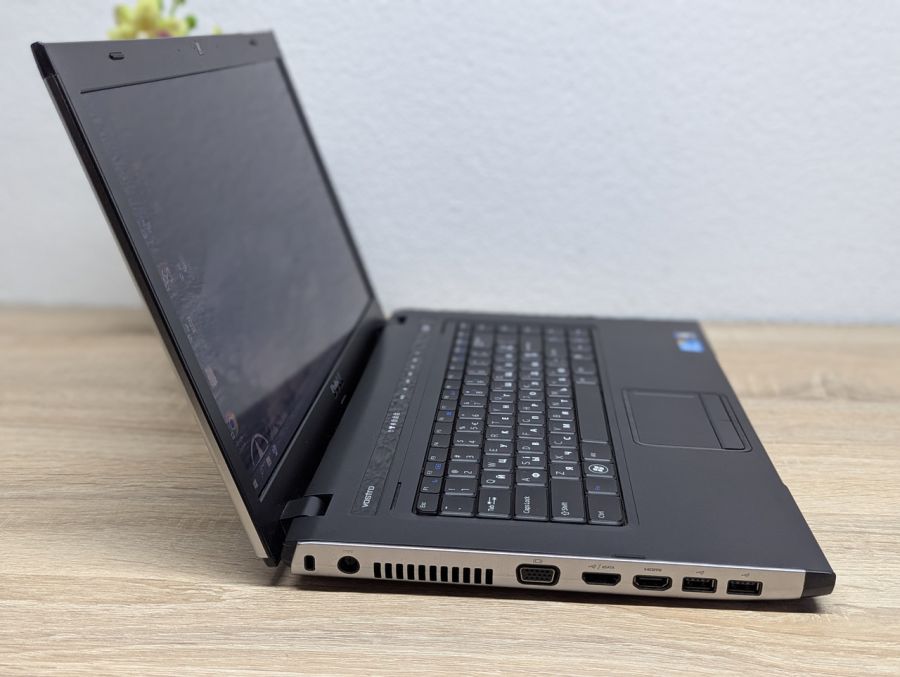 Ноутбук Б/В Dell Vostro 3500, Intel Core i3-370M, DDR3 8 GB, SSD 128GB, 15.6" HD