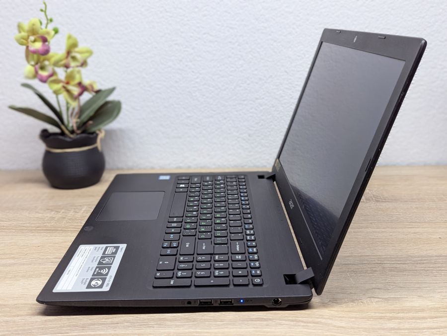 Ноутбук Б/В Acer Aspire 3 A315-51, Intel Core i3-8130U, DDR4 12 GB, SSD 256GB, 15.6" Full HD