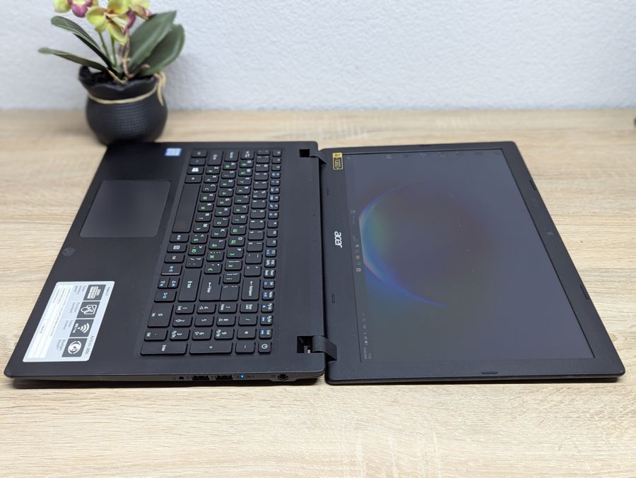 Ноутбук Б/В Acer Aspire 3 A315-51, Intel Core i3-8130U, DDR4 12 GB, SSD 256GB, 15.6" Full HD