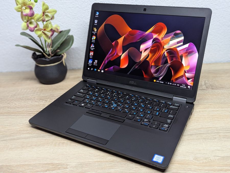 Ноутбук Б/В Dell Latitude E5470, Intel Core i5-6440HQ, DDR4 8 GB, SSD 256GB, 14" Full HD