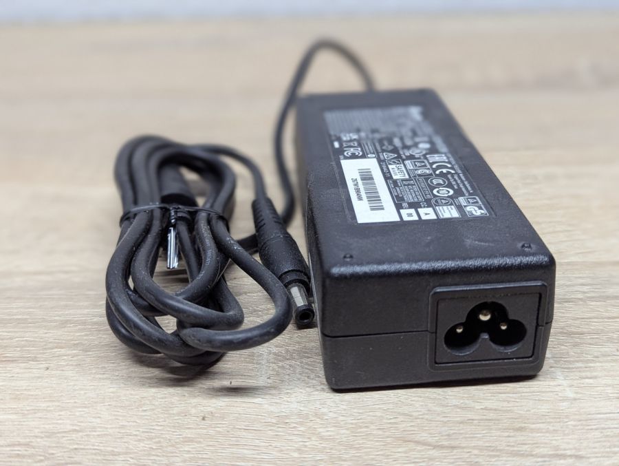 Б/В Блок живлення Delta Electronics UPD-060BNAD B,90W,24.0V, 3.75A,5.5 x 2.5 мм