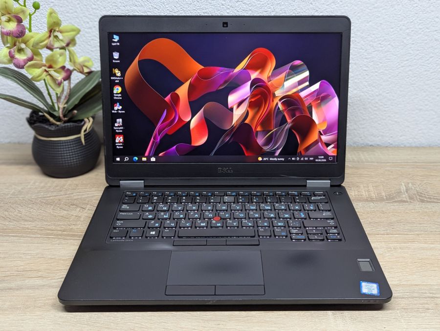 Ноутбук Б/В Dell Latitude E5470, Intel Core i7-6820HQ, DDR4 8 GB, SSD 256GB, 14" Full HD