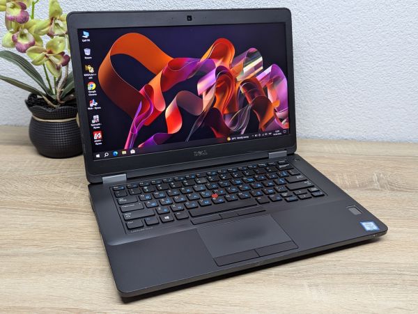 Ноутбук Б/В Dell Latitude E5470, Intel Core i7-6820HQ, DDR4 8 GB, SSD 256GB, 14" Full HD