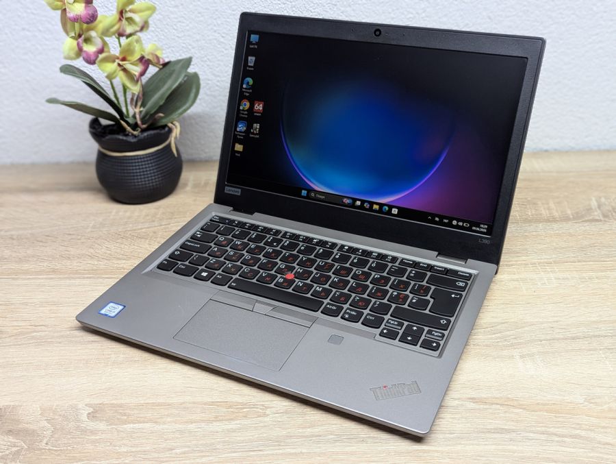 Ноутбук Б/В Lenovo ThinkPad L390, Intel Core i3-8145U, DDR4, SSD 256GB, 13" Full HD