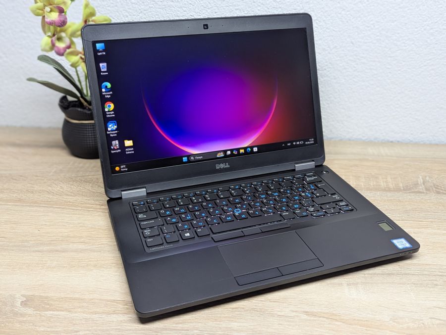 Ноутбук Б/В Dell Latitude E5470, Intel Core i7-6600U, DDR4 8 GB, SSD 256GB, AMD Radeon R7 M360 2Gb, 14" Full HD
