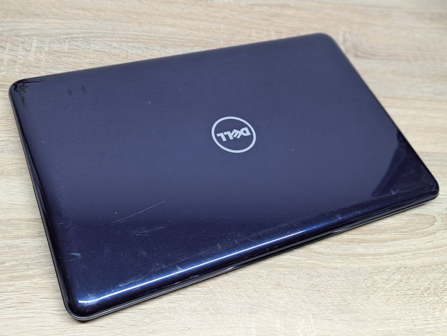 Ноутбук Б/В Dell Inspiron 5767, Intel Core i7-7500U, DDR4 16 GB, SSD 256GB, AMD Radeon R7 M440 4Gb, 17" Full HD