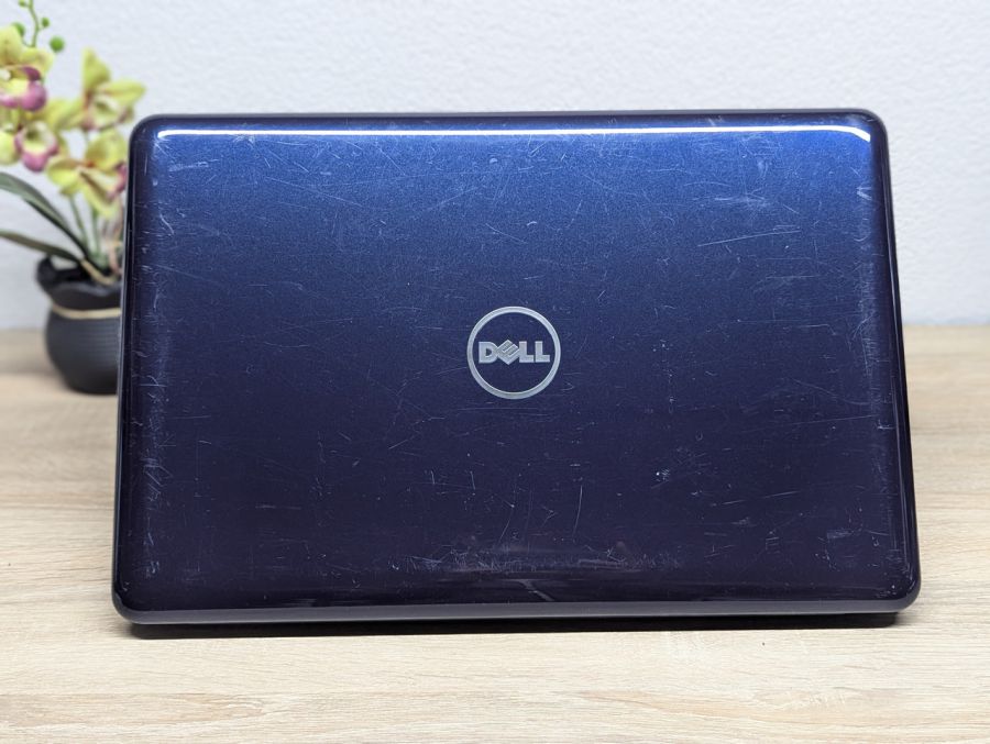 Ноутбук Б/В Dell Inspiron 5767, Intel Core i7-7500U, DDR4 16 GB, SSD 256GB, AMD Radeon R7 M440 4Gb, 17" Full HD