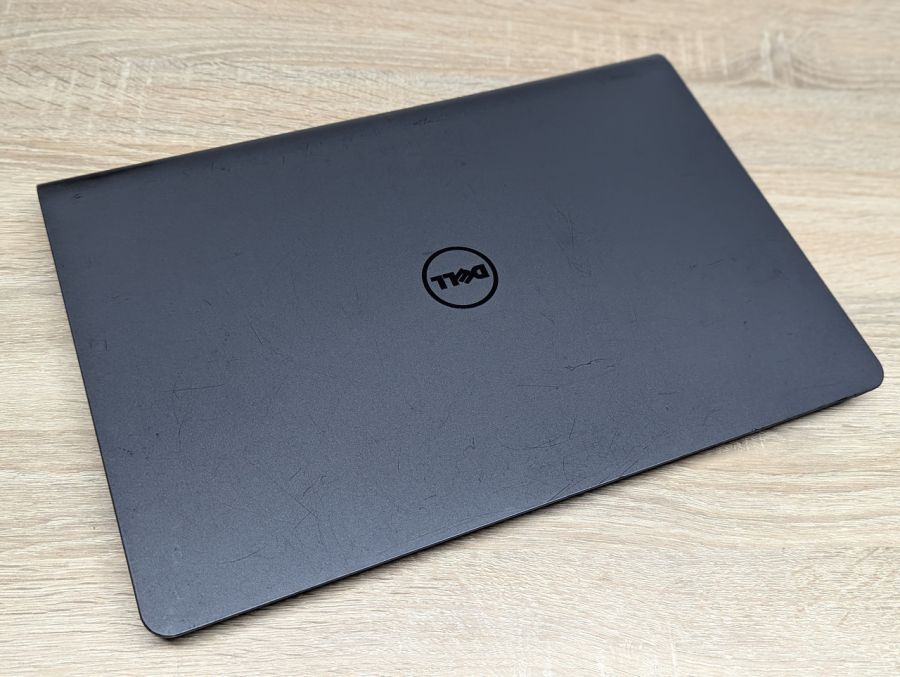 Ноутбук Б/В Dell Latitude 3550, Intel Core i5-5200U, DDR3 8 GB, SSD 256GB, NVIDIA GeForce 830M 2Gb, 15.6" Full HD