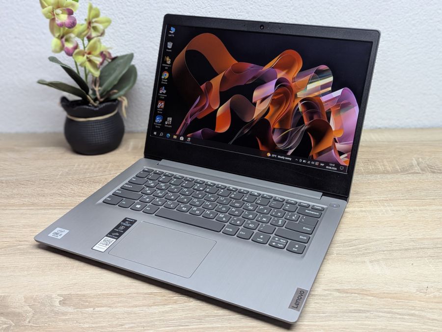 Ноутбук Б/В Lenovo IdeaPad 3-14IIL05, Intel Core i5-1035G7, DDR4 4GB, SSD 256GB, 14" Full HD