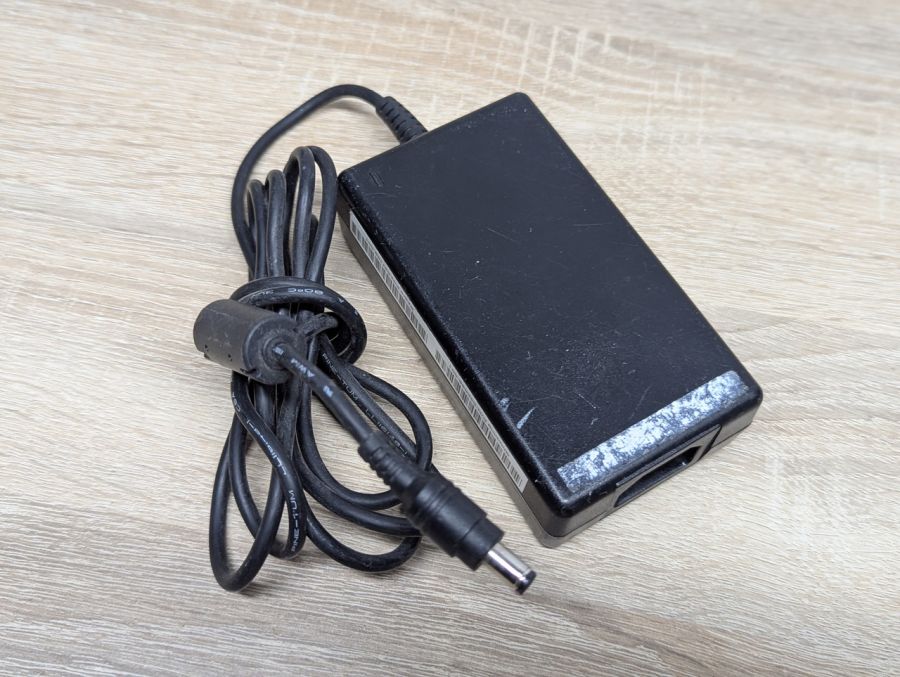 Б/В Блок живлення HIPRO HP-A0502R3D,50W,12V, 4.16A, 5.5x2.1мм
