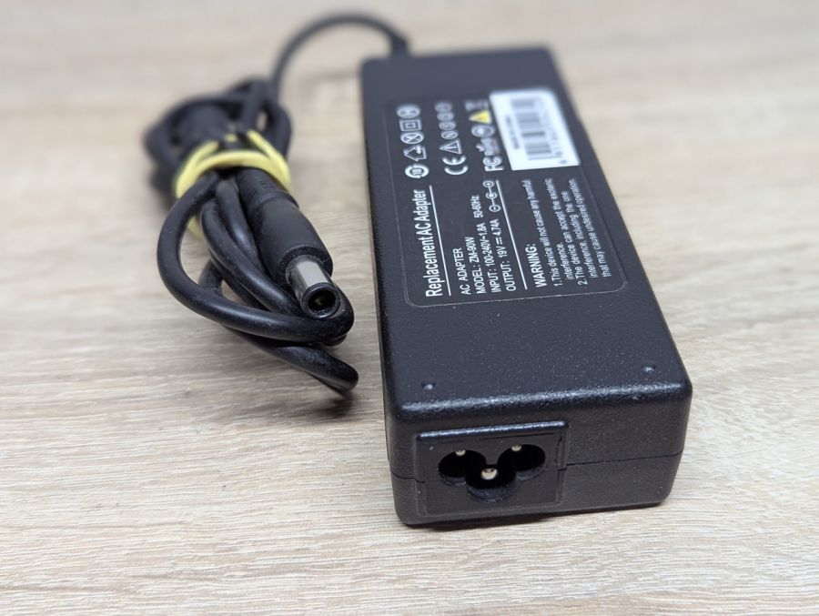 Б/В Блок живлення для ноутбуків HP,90W,19V,4.74A,7.4 x 5.0 мм з голкою