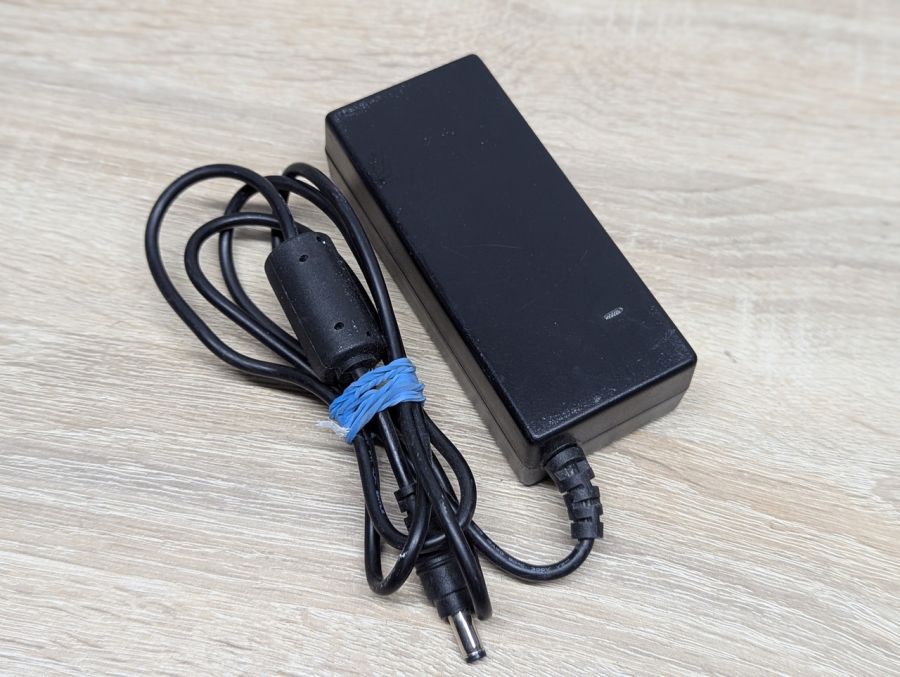 Б/В Блок живлення 2-Power 75 Вт,18–20 В 3.79 А, 5.5x2.1 мм