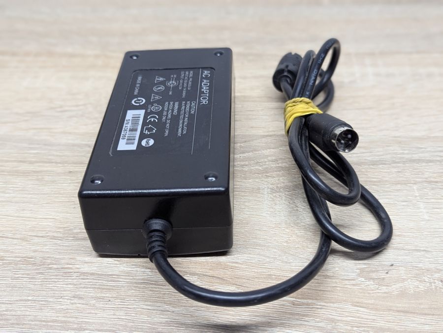 Б/В Блок живлення PRL0602U-24, 60 Вт,+24V, 2.5A,3Pin DIN