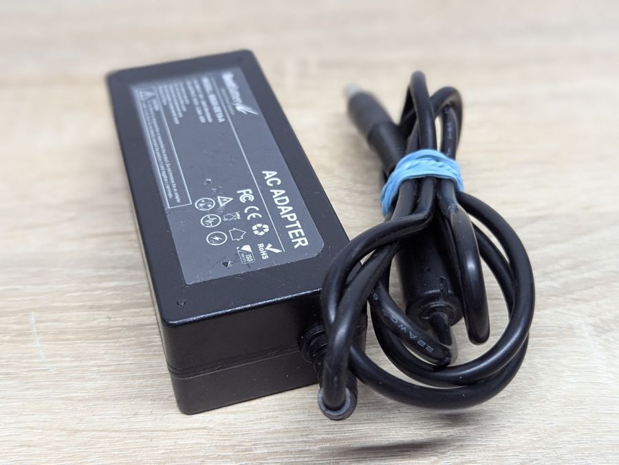 Б/В Блок живлення BestBattery BB20-DE19-A, 65 Вт,19.5 В,3.34 А,7.4 x 5.0 мм