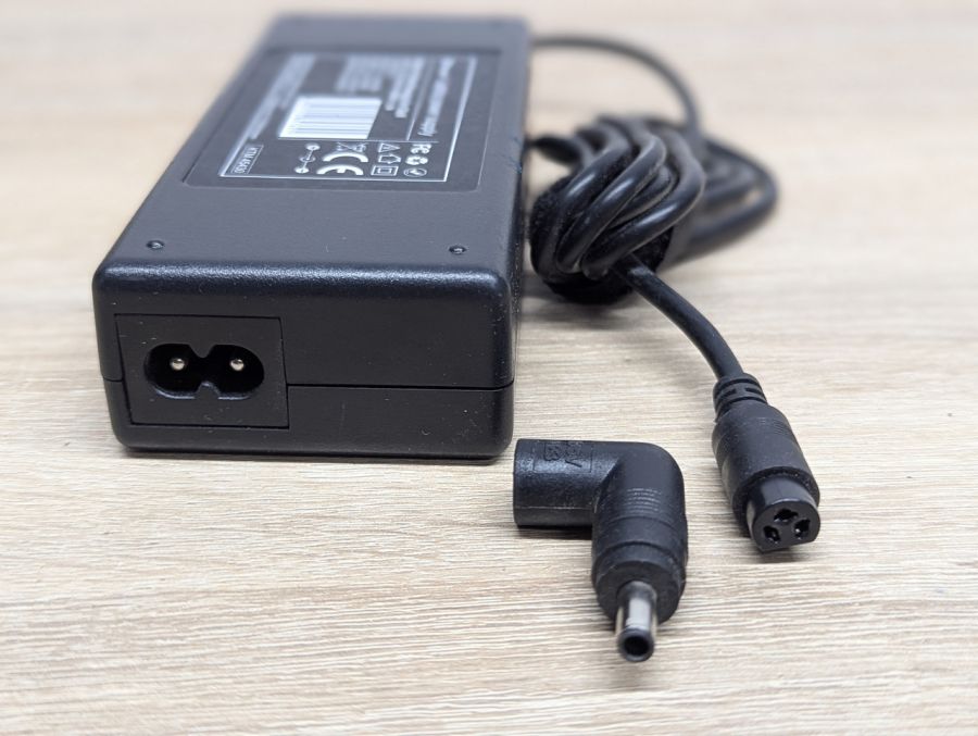 Б/В Блок живлення Tracer Prime Energy,90 Вт,19.5V,4.61A,4.5 х 3.0 мм