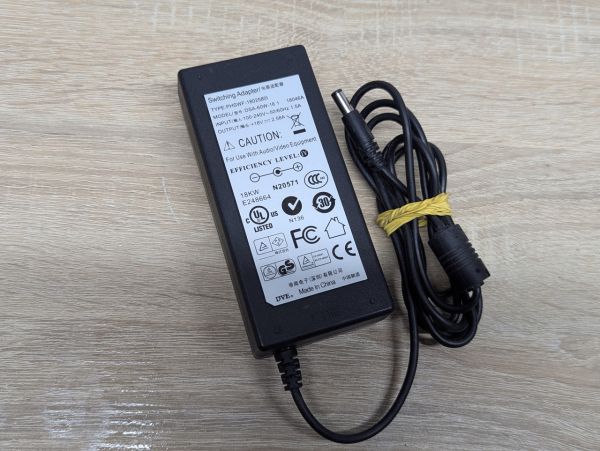 Б/В Блок живлення DVE DSA-60W-16 1,60W,+18 В,2.58 А,5.5x2.1мм