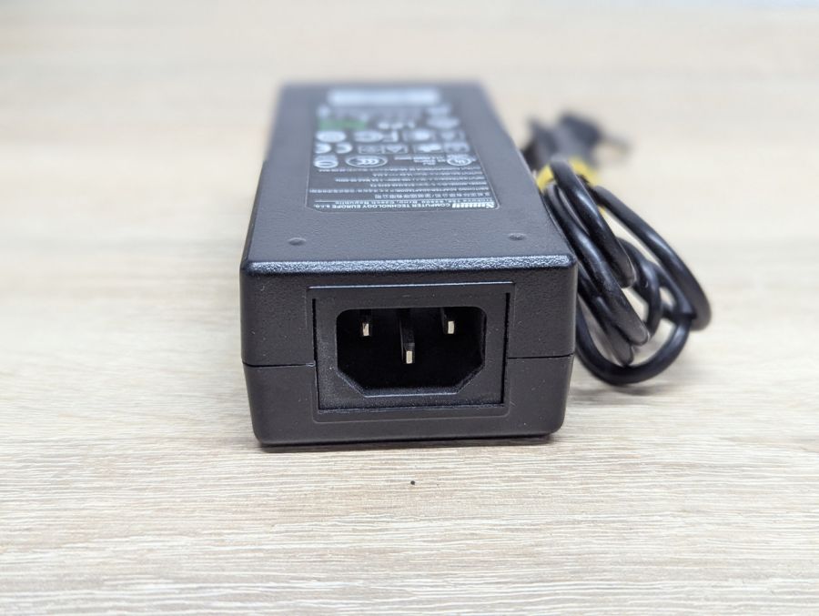 Б/В Блок живлення Sunny SYS1548,65 Вт,15 В,4.33A,5.5x2.5мм, [ProductHub SKU SYS1548]