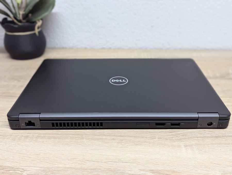 Ноутбук Б/В Dell Latitude 5480, Intel Core i5-6300U, DDR4 8 GB, SSD 128GB, 14" Full HD