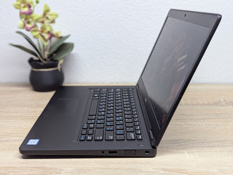 Ноутбук Б/В Dell Latitude 5480, Intel Core i5-6300U, DDR4 8 GB, SSD 128GB, 14" Full HD