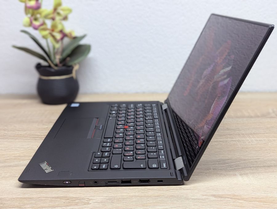 Ноутбук Б/В Lenovo X380 Yoga, Intel Core i7-8550U, DDR4 16 GB, SSD 256GB, 13" Full HD Сенсор