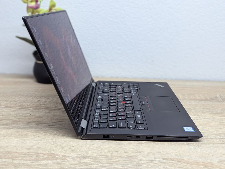 Ноутбук Б/В Lenovo X380 Yoga, Intel Core i7-8550U, DDR4 16 GB, SSD 256GB, 13" Full HD Сенсор