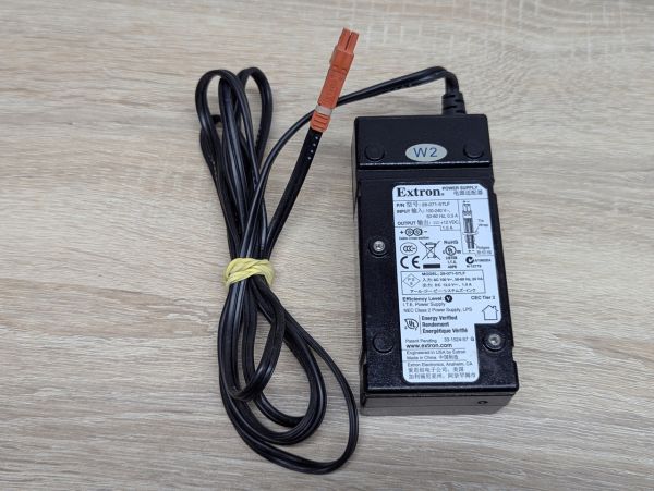 Б/В Блок живлення Extron 28-071-57LF,12 В,1.0 А,Captive Screw 2pin